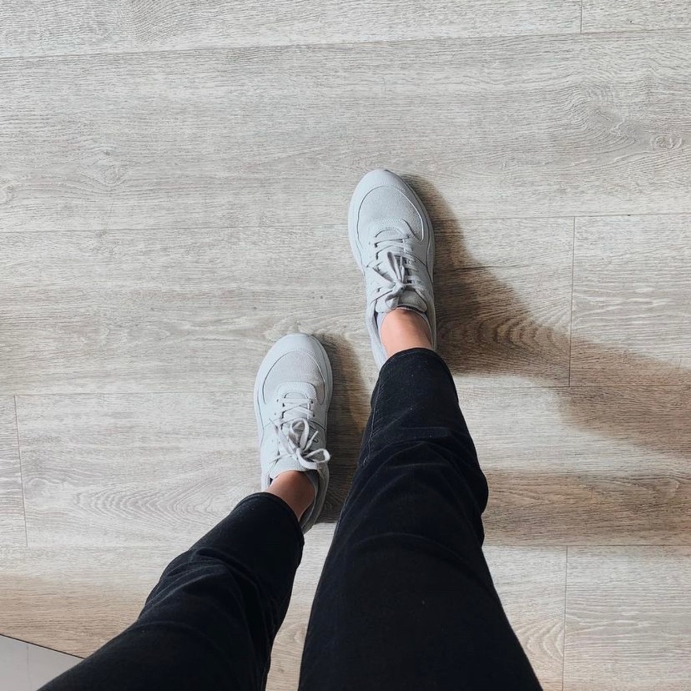 Everlane Sneakers